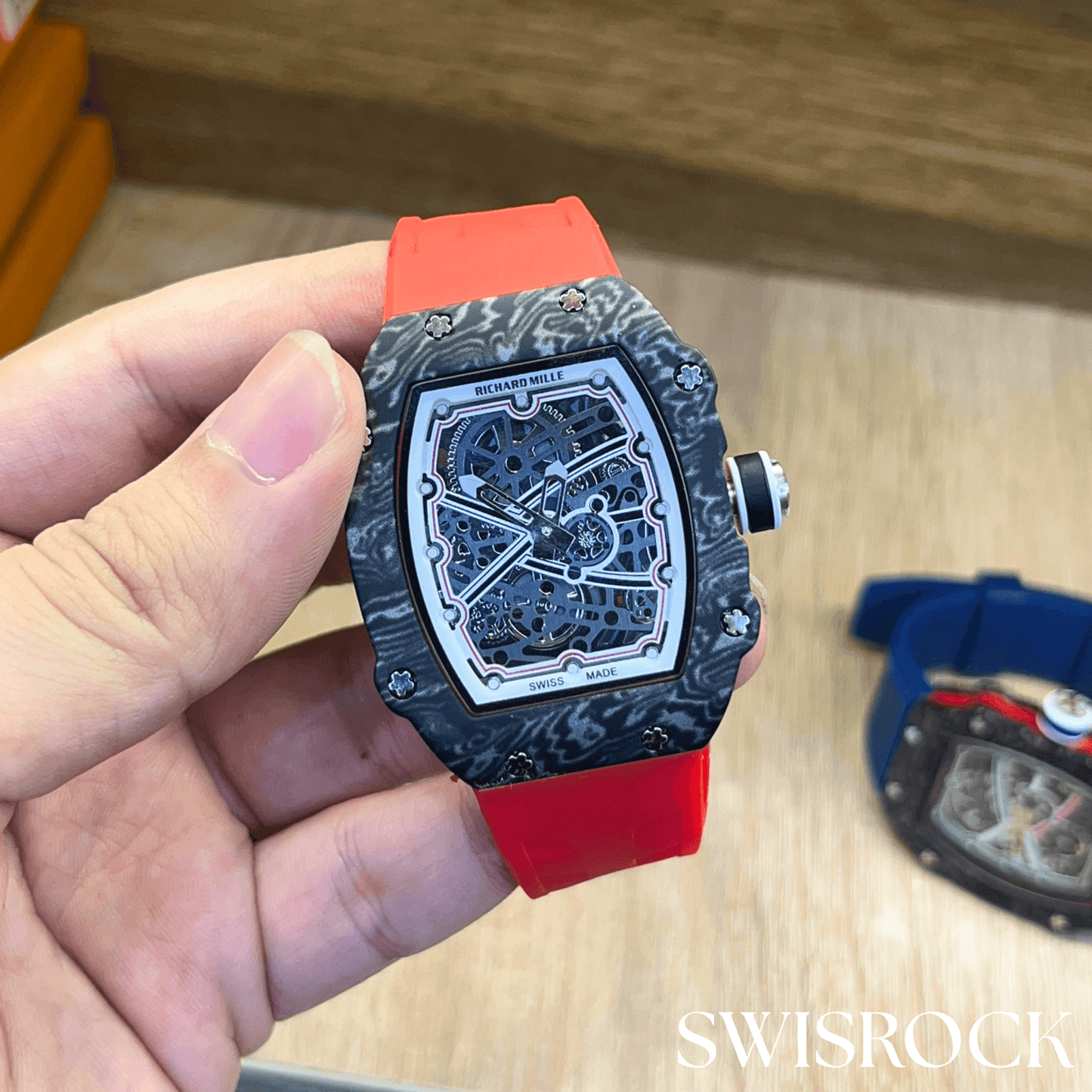 Montre Squelette Carbone Rouge