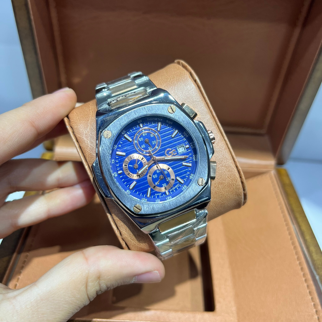 Guess chronographe - Acier inoxydable