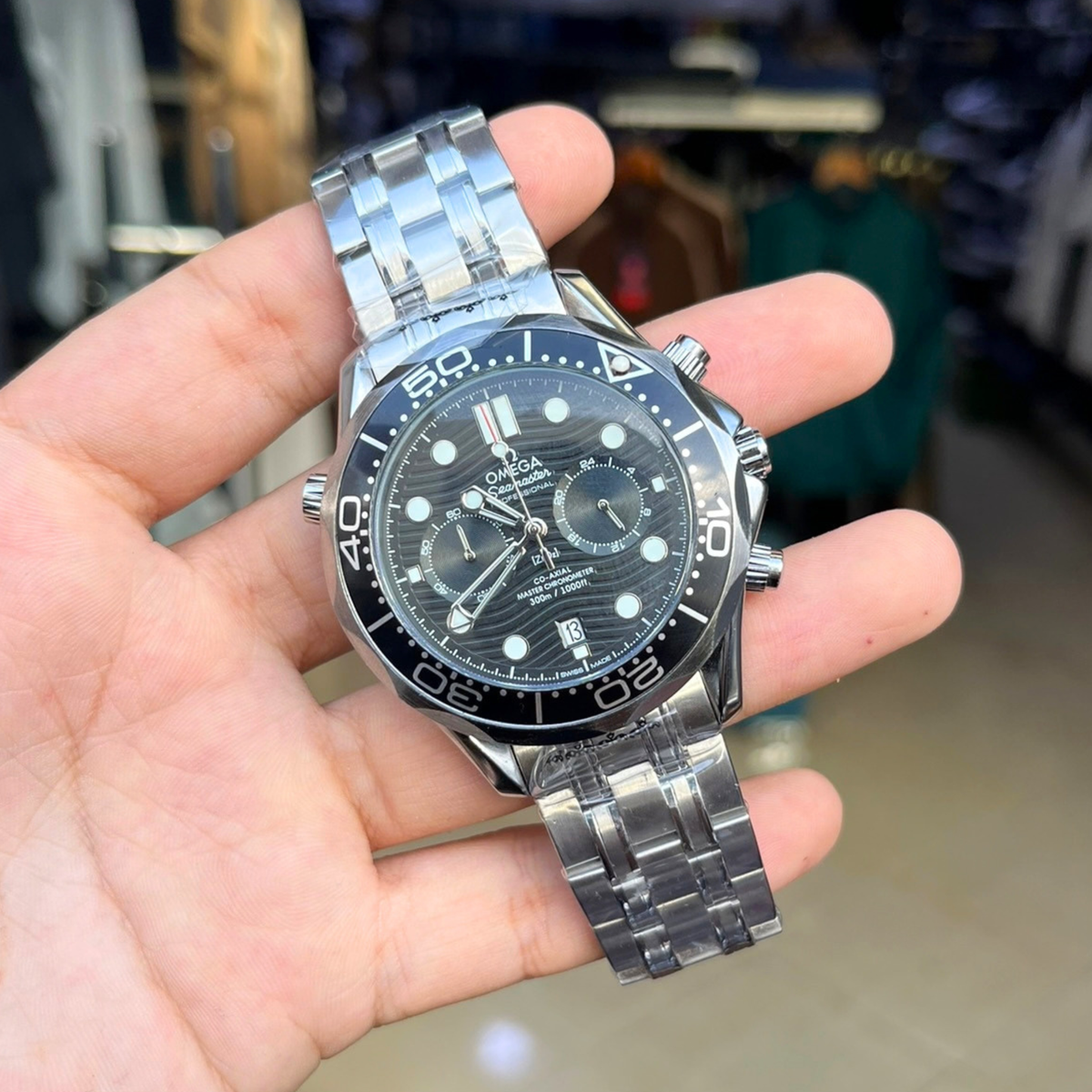 Omega seamaster chronograph quartz